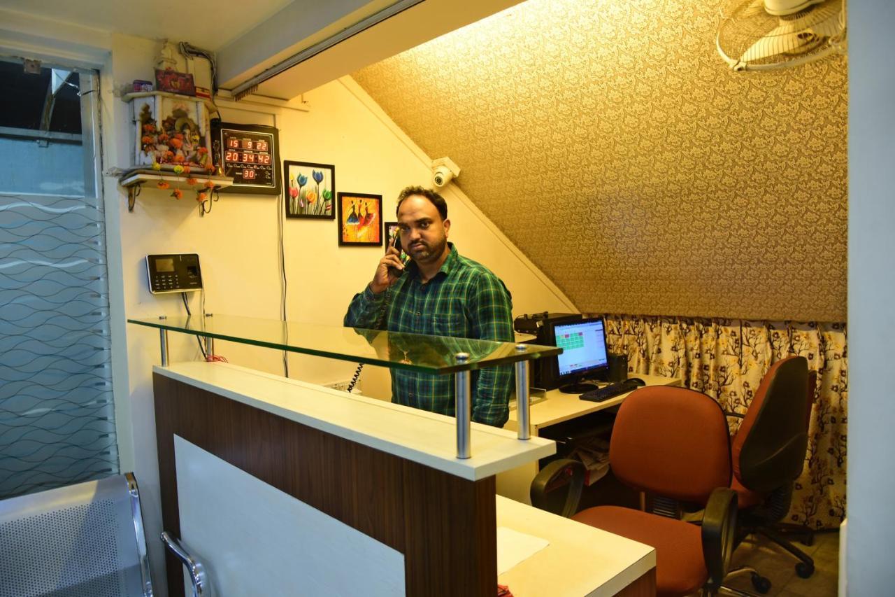 Reliable Inn โกลกาตา ภายนอก รูปภาพ