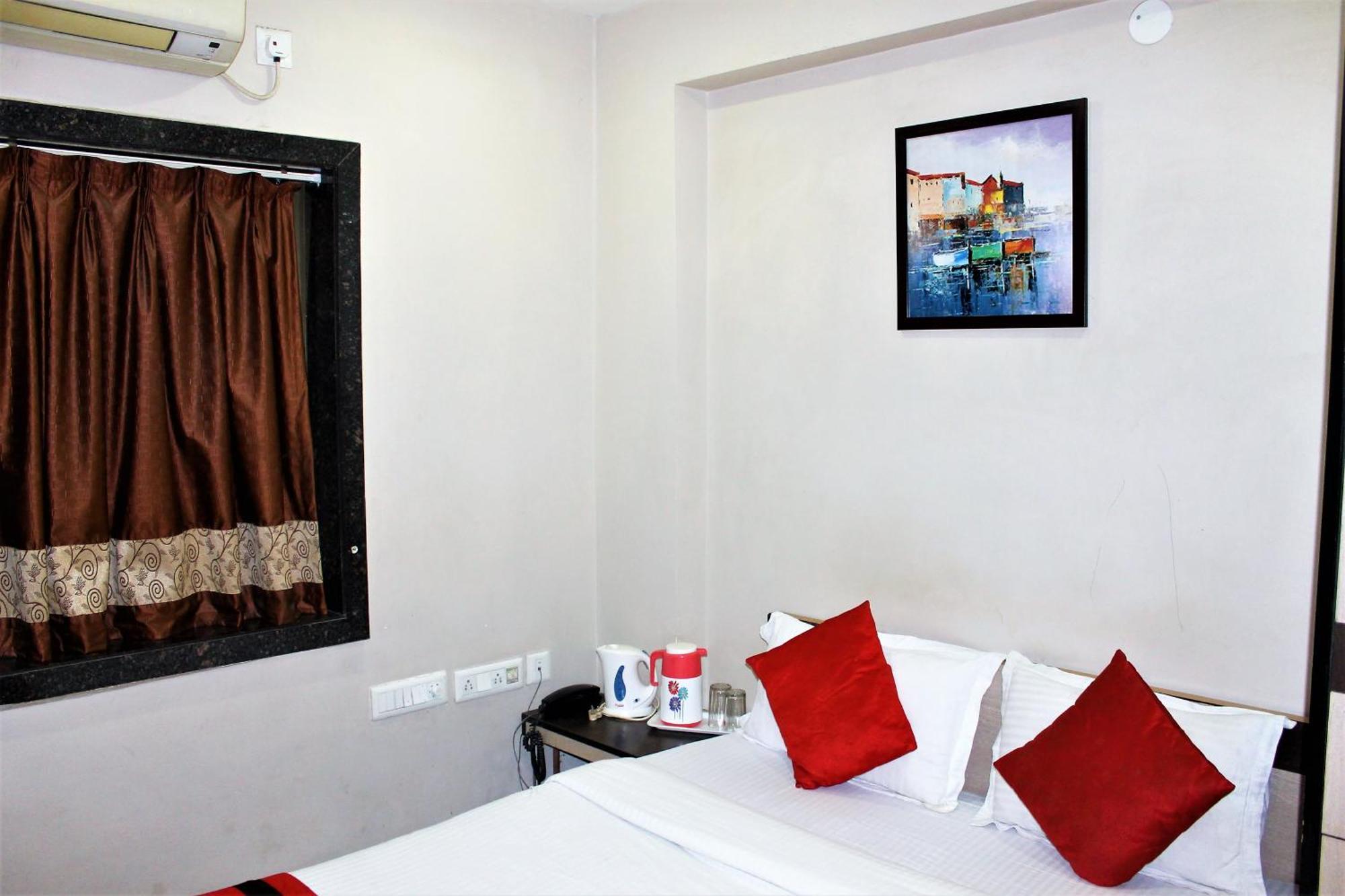 Reliable Inn โกลกาตา ภายนอก รูปภาพ